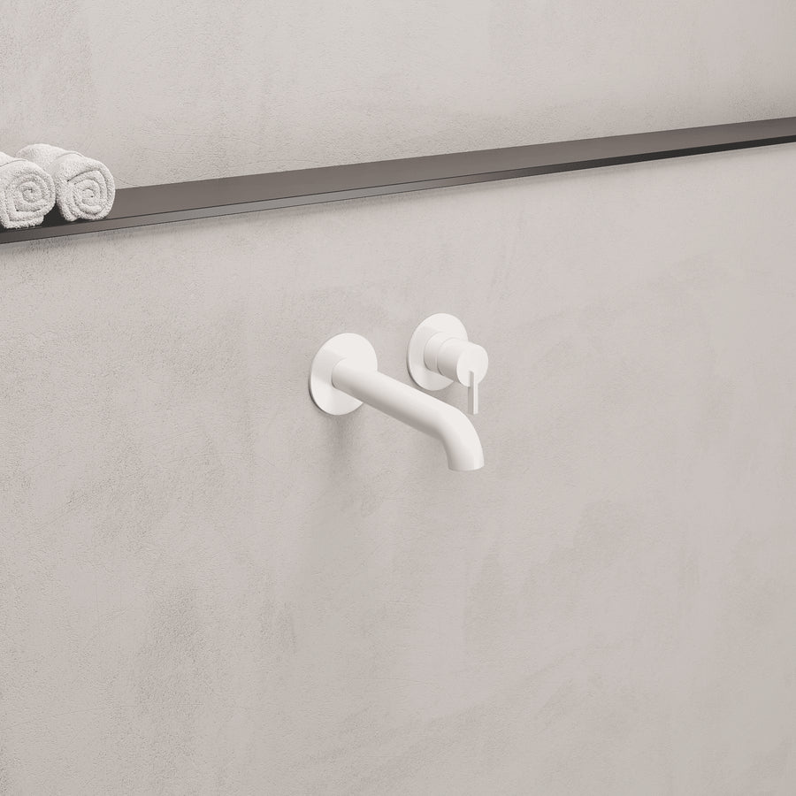 Lia Wall Mounted Bath Filler- White