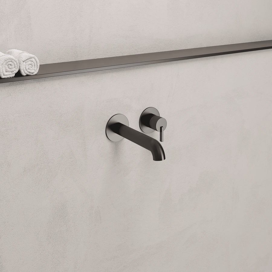 Lia Wall Mounted Bath Filler- Black