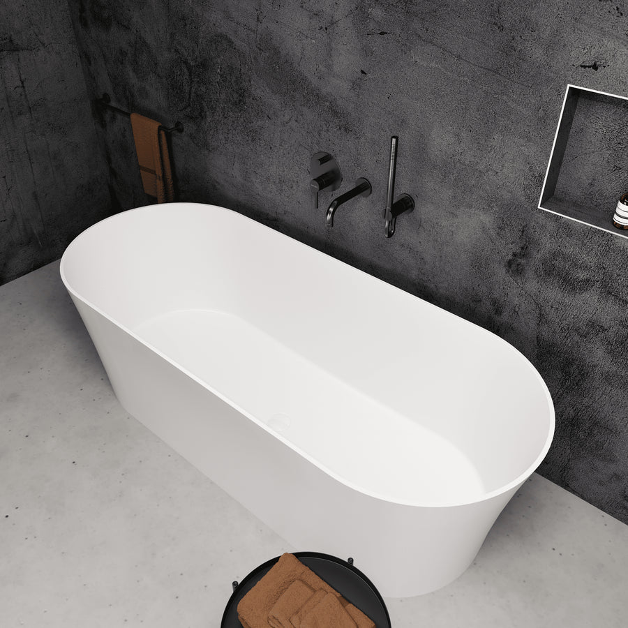 Pedro Stone Freestanding Bath (1690 x 685)
