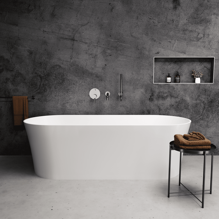 Pedro Stone Freestanding Bath (1690 x 685)